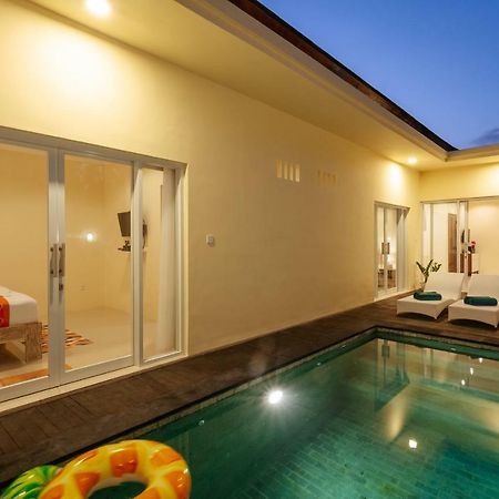 Villa Julie Семиняк Екстериор снимка